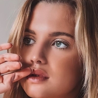 Julia Palha Nøgen