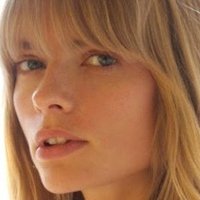 Julia Stegner Nøgen