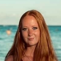 Julie Nance Nøgen