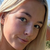 justvegaa Nøgen