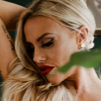 Kalieh Nøgen