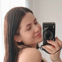 karinakliauz Nøgen