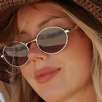Karolina Malina Nøgen