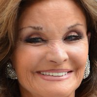 Kate O'Mara Nøgen