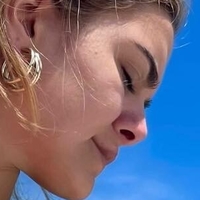 Katie Bug Nøgen
