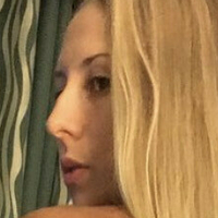 Kelly Young Nøgen