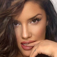 Kendall Saintmadre Nøgen