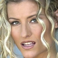 Kerri Kendall Nøgen