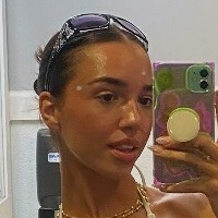 Kiana Sartin Nøgen