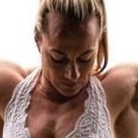 Kirsty Stroud Nøgen