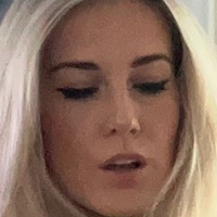 krissone Nøgen
