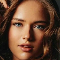 Kristina Pimenova Nøgen
