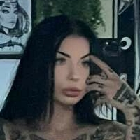 kxrlyxmxrie Nøgen