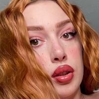 Lacey Laid Nøgen