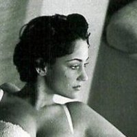 Lale Karci Nøgen