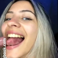 Larissa Escobar Nøgen