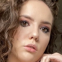 Laura Earnesty Nøgen