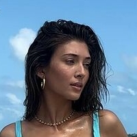 Laura Margesin Nøgen