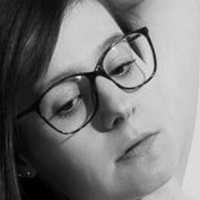Laura Siener Nøgen