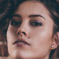 Laurel Witt Nøgen