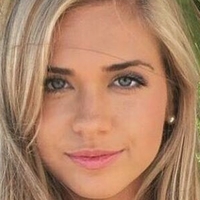 Lauren Cowling Nøgen
