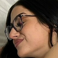 Layla West Nøgen