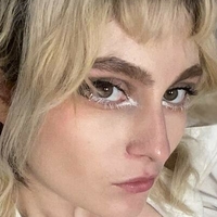 Leila Grace Nøgen
