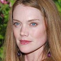 Leslie Stefanson Nøgen