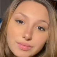 Lexi Rutland Nøgen