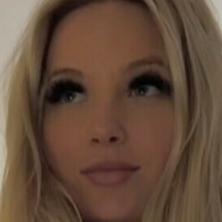 Lillixn Nøgen