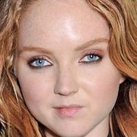 Lily Cole Nøgen