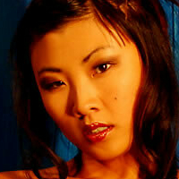 Lily Kwan Nøgen