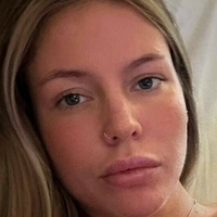 lilywright Nøgen
