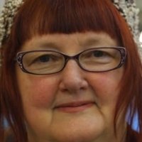 Linda McCrae Nøgen