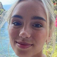 Lisa Mantler Nøgen