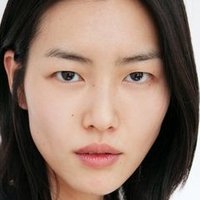 Liu Wen Nøgen