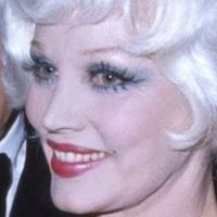 Liz Renay Nøgen