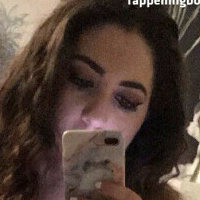 Lizzy B Nøgen