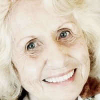 Lois Young Nøgen