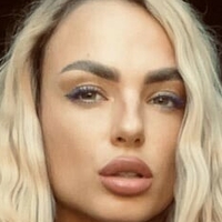 Lola_sunn Nøgen