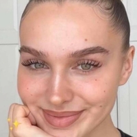 Louisa Jindaoui Nøgen