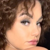 Loz Brooker Nøgen