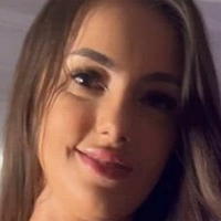 Luana Schneider Nøgen