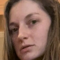 Lucy Aura Nøgen