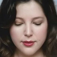 Lucy Dacus Nøgen