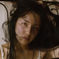 Luna Leung Nøgen