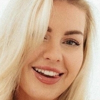 LYDIA ISABELL Nøgen