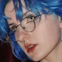 Lyra Crow Nøgen