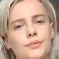 m_a_r_s_h_a_l_l_o_w_024 Nøgen