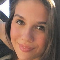 Maddy Mahmoudi Nøgen